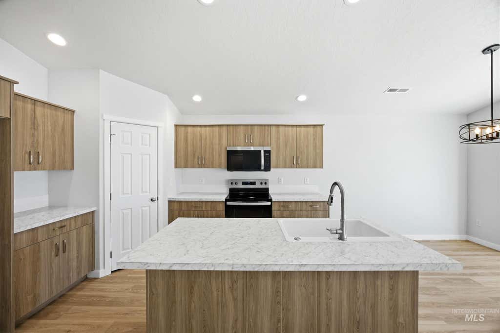 Photo of 15388 Patriot Ave, Nampa, ID 83651 (MLS # 98998509)