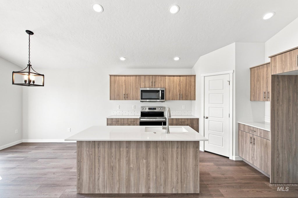 Photo of 15388 Patriot Ave, Nampa, ID 83651 (MLS # 98998509)