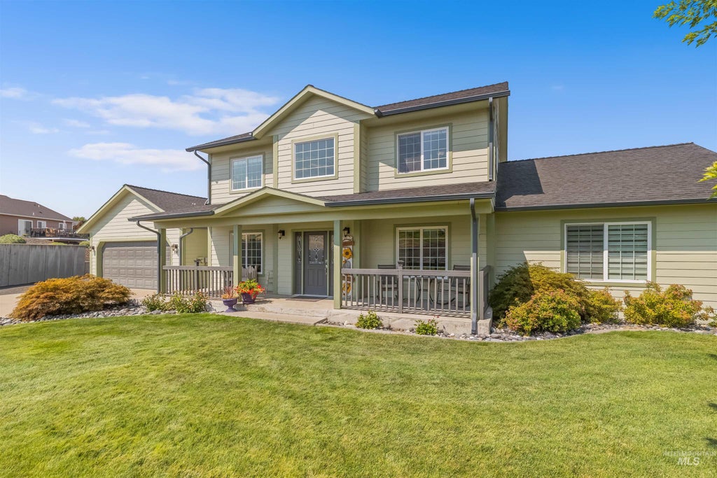 Photo of 718 Talons Court, Lewiston, ID 83501 (MLS # 99000749)