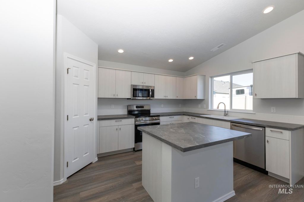 Photo of 1449 Covington St, Middleton, ID 83644 (MLS # 98975501)