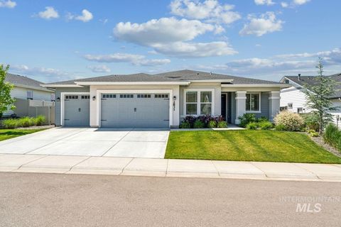 Photo of 2831 E 12th St, Emmett, ID 83617 (MLS # 98986346)