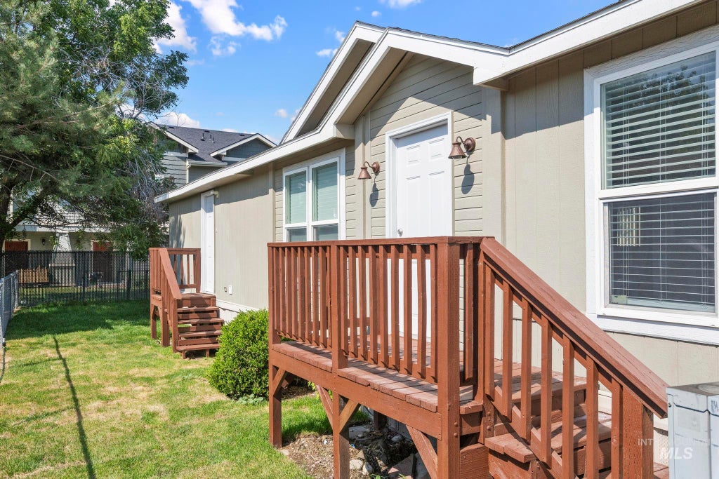 Photo of 11250 W Azure Ln, Boise, ID 83713 (MLS # 98995461)