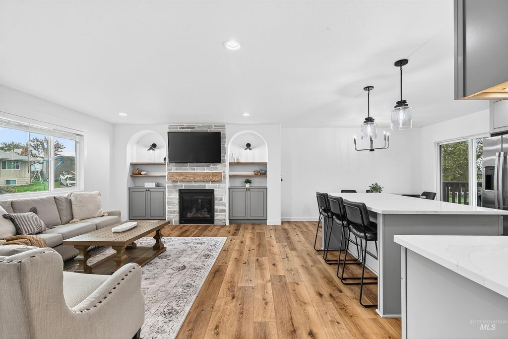 Photo of 1715 Cedar Drive, Lewiston, ID 83501 (MLS # 98965538)