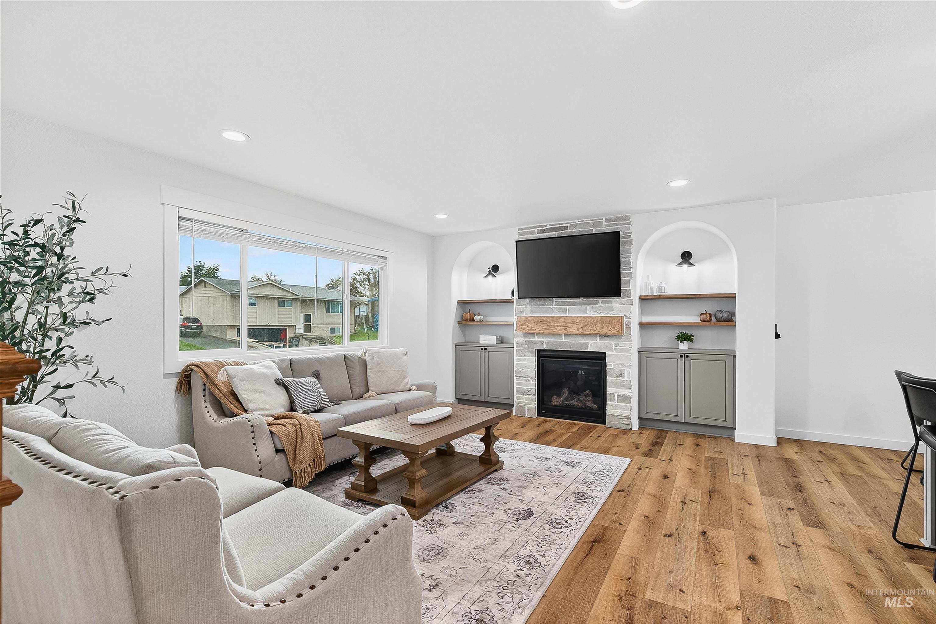 1715 Cedar Drive
