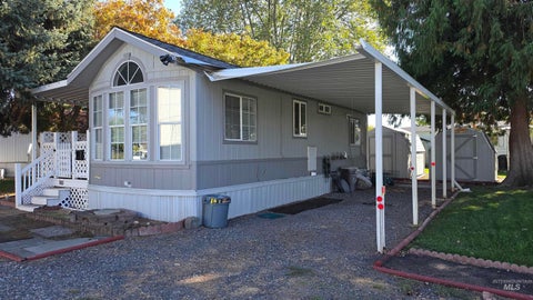 Photo of 3526 11th St #3, Lewiston, ID 83501 (MLS # 99002965)