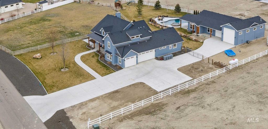 Photo of 547 Bass Run Ln, Marsing, ID 83639 (MLS # 98974786)