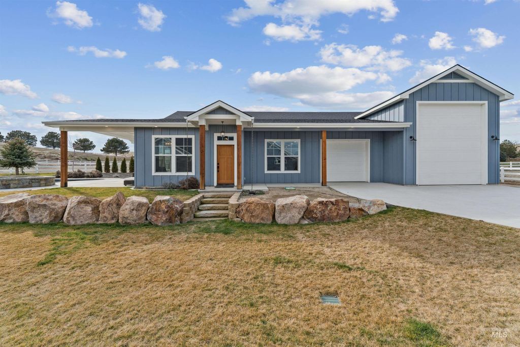 Photo of 547 Bass Run Ln, Marsing, ID 83639 (MLS # 98974786)