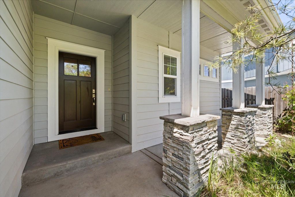 Photo of 1915 S High St, Boise, ID 83706 (MLS # 98985394)