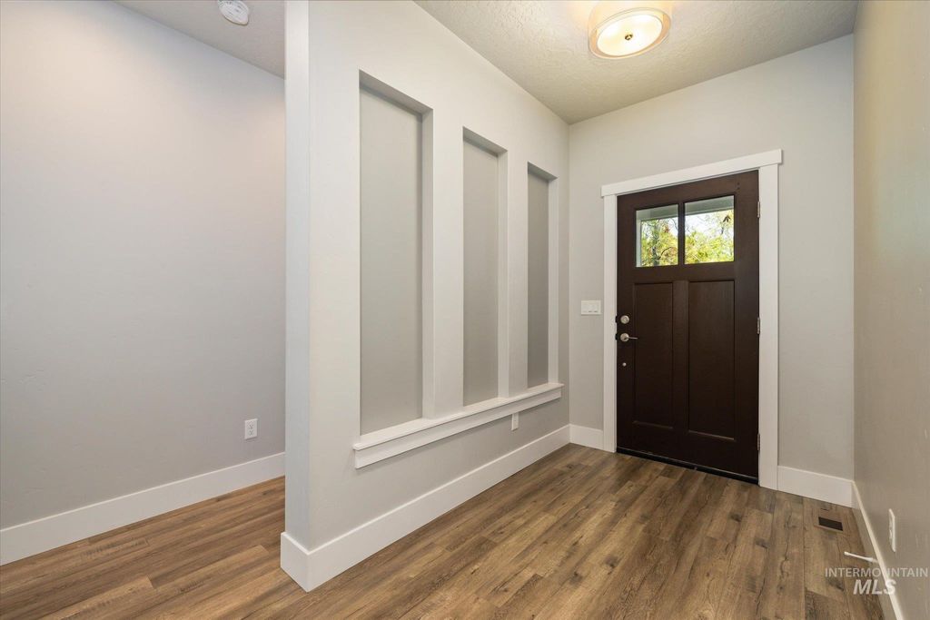 Photo of 1915 S High St, Boise, ID 83706 (MLS # 98985394)