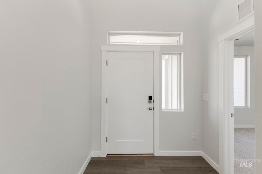 Photo of 8369 E Cool River Lp, Nampa, ID 83687 (MLS # 98979888)