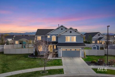Photo of 5898 W Bracken Ct, Eagle, ID 83616 (MLS # 98977782)