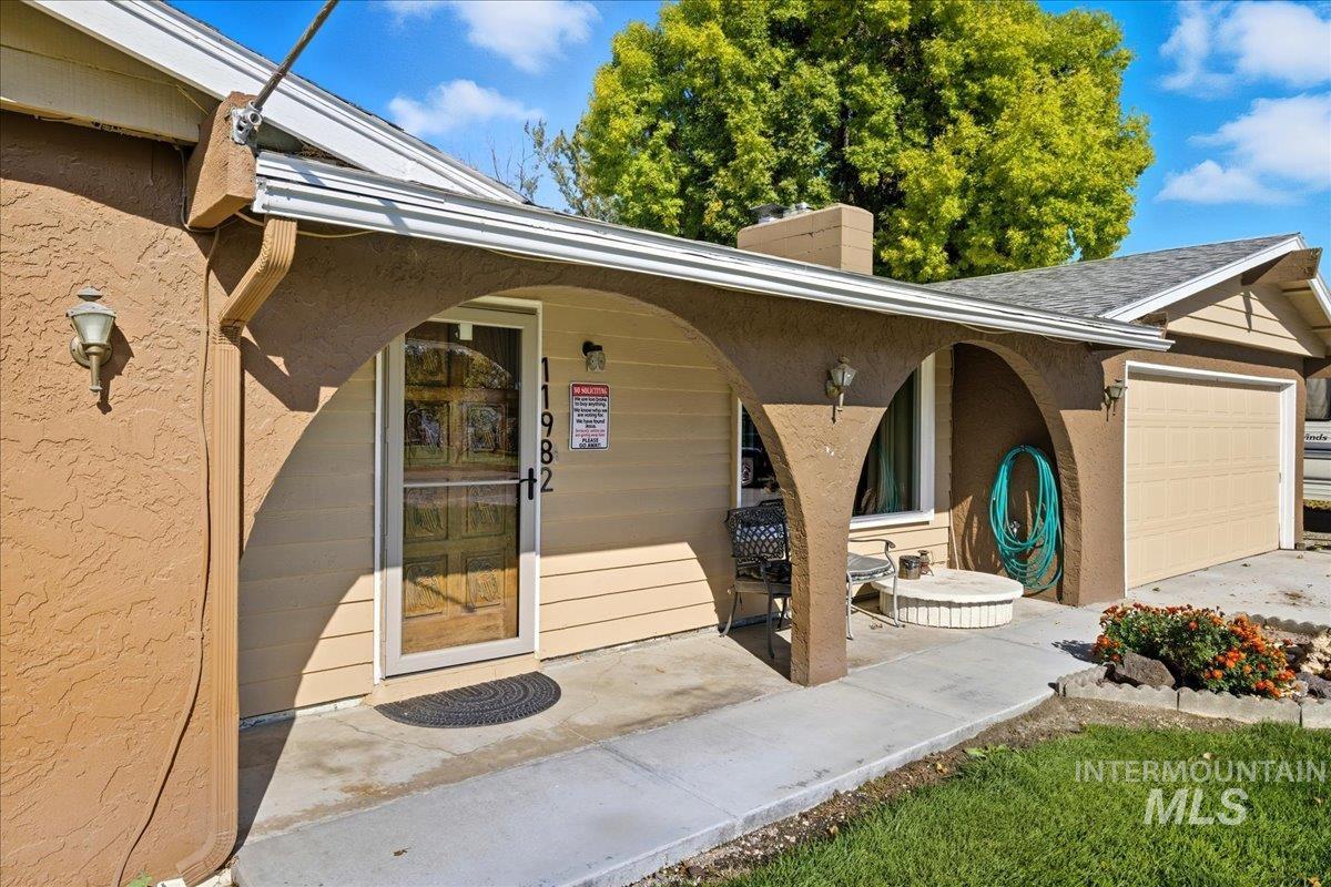 11982 Bonnie Lane