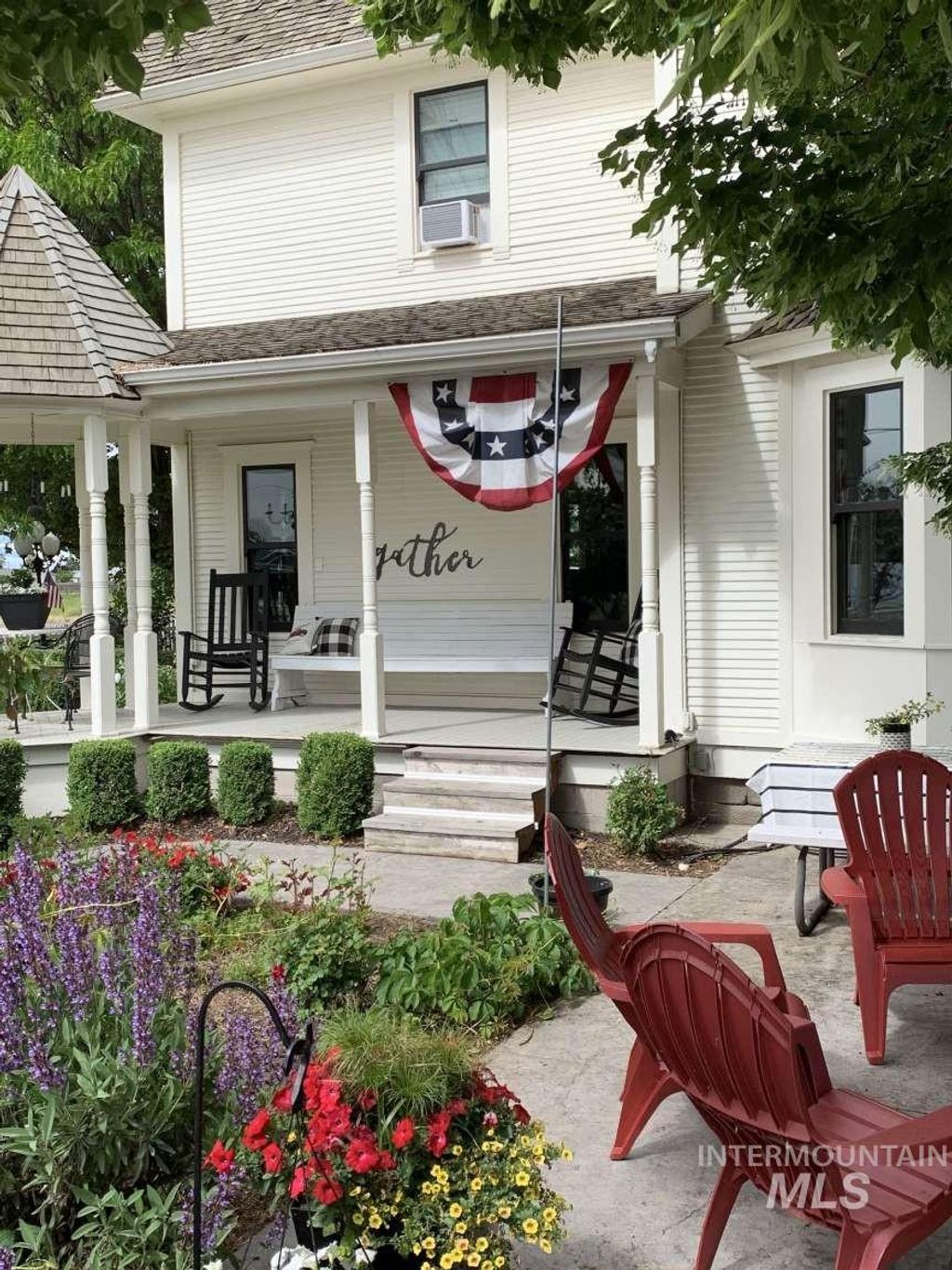 Photo of 2090 E 1st St, Fruitland, ID 83619 (MLS # 98980898)