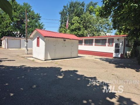 885 River St Payette ID 83661