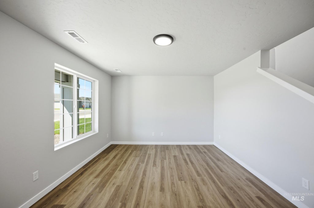 Photo of 13333 Bank St, Caldwell, ID 83607 (MLS # 99002842)
