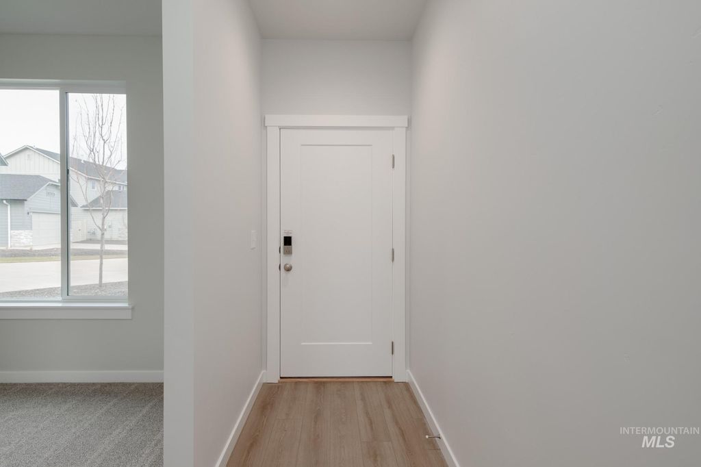 Photo of 11767 W Snow Flower Dr, Star, ID 83669 (MLS # 98974767)