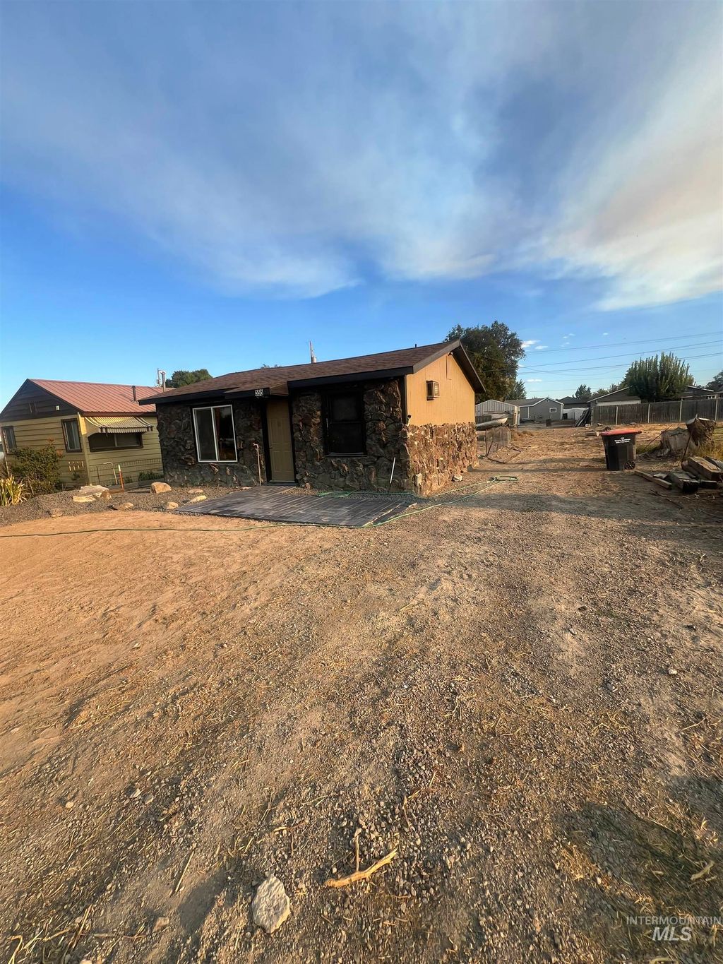 Photo of 556 Gardner Ave, Twin Falls, ID 83301 (MLS # 98958758)