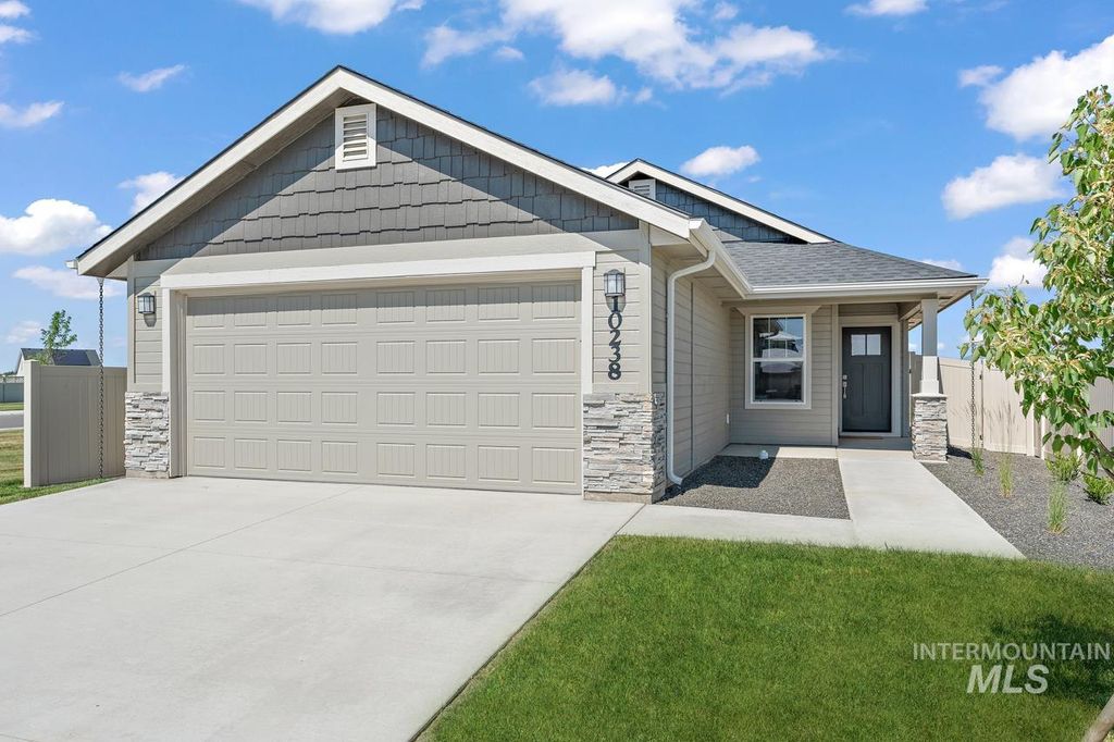 Photo of 17573 Moon Ridge Pl, Nampa, ID 83687 (MLS # 98985414)