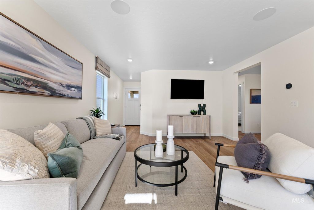 Photo of 4506 E Mesa Vista St, Nampa, ID 83686 (MLS # 98975780)