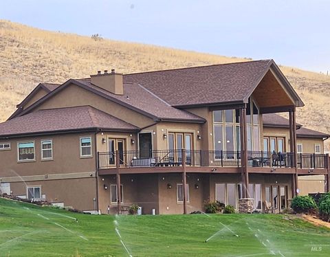 Photo of 380 Hill Rd, Weiser, ID 83672 (MLS # 98974880)