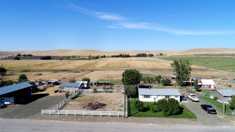Photo of 5654 Hillview Rd, Emmett, ID 83617 (MLS # 98996786)