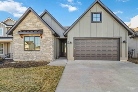 2017 E Brace St Meridian ID 83642