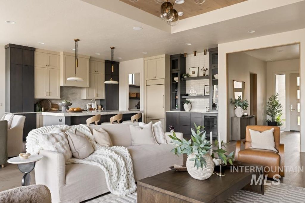 Photo of 20185 N Swire Green Way, Boise, ID 83714 (MLS # 98974353)