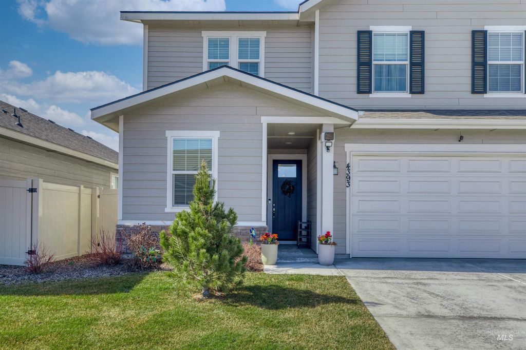 Photo of 4393 Redwater Ave, Meridian, ID 83642 (MLS # 98977672)