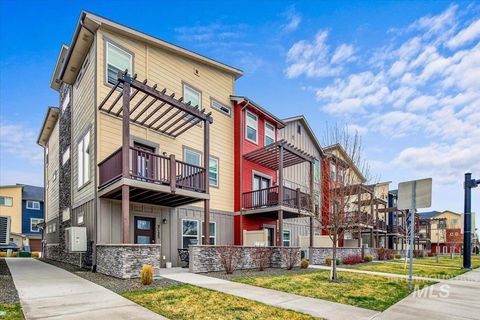 Photo of 3125 N Network Ln, Boise, ID 83704 (MLS # 98977118)