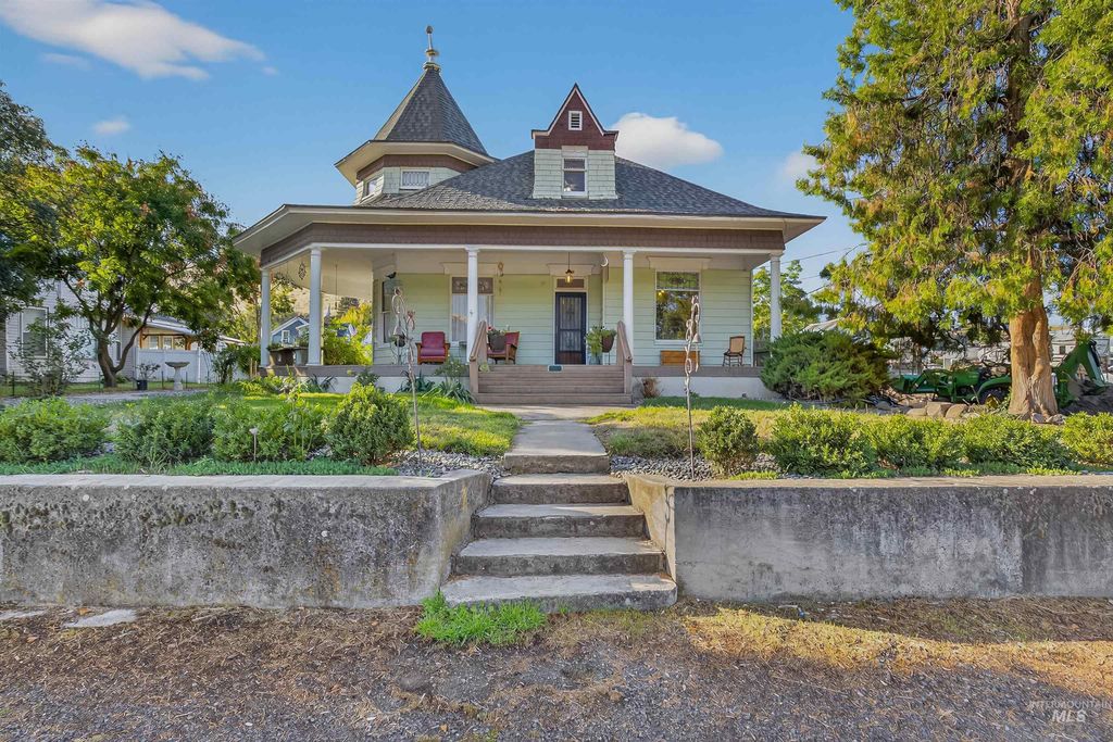 Photo of 508 1st Street, Asotin, WA 99402 (MLS # 98962489)