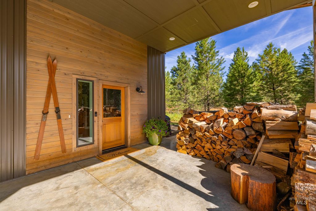 Photo of 62 Ilka Lane, McCall, ID 83638 (MLS # 98969600)
