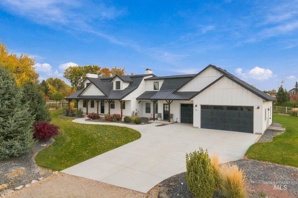 Photo of 66 S Pit Ln, Nampa, ID 83687 (MLS # 99005040)