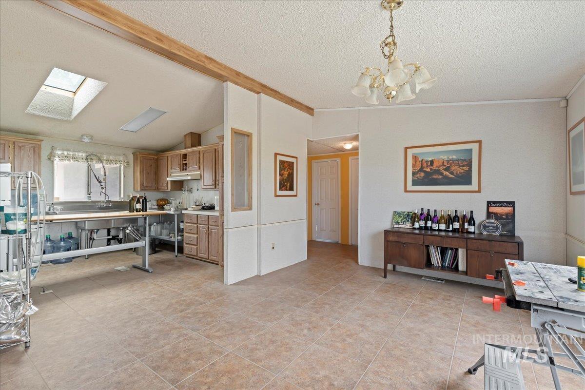 24013 Arena Valley Rd.