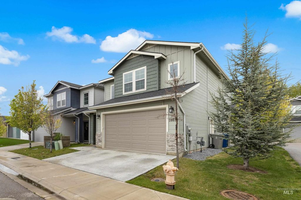 Photo of 2068 W Bella Lane, Nampa, ID 83651 (MLS # 98982543)