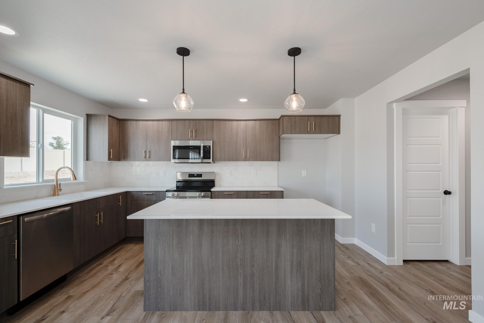 756 Strike Eagle St