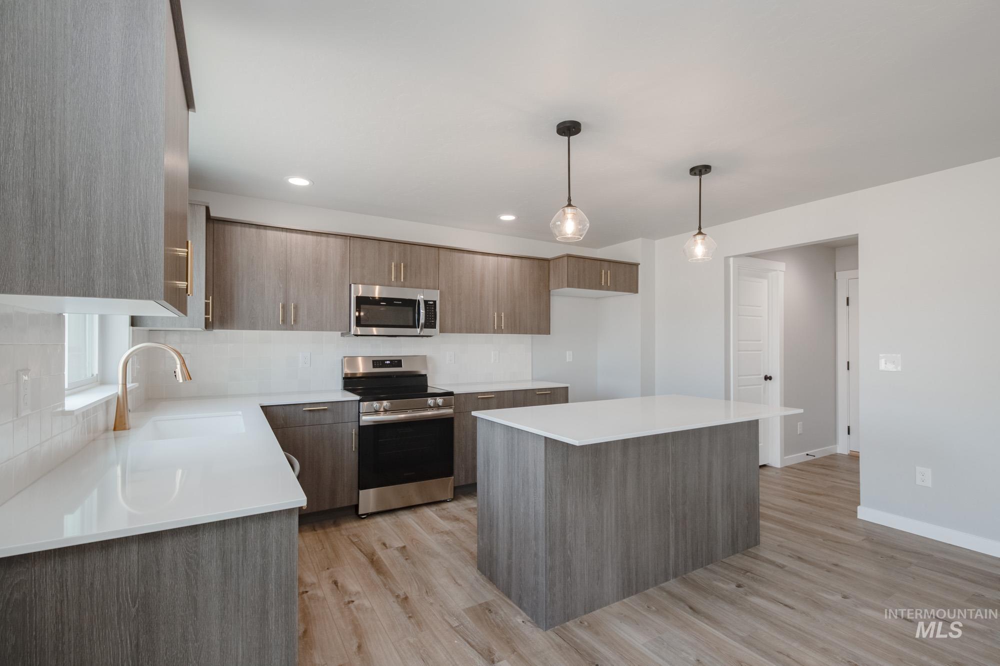 756 Strike Eagle St
