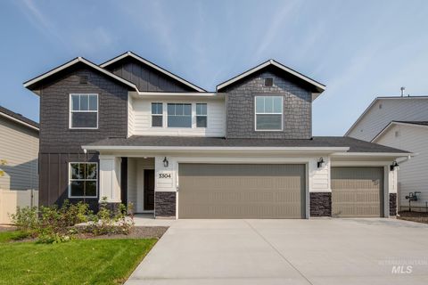 756 Strike Eagle St Mountain Home ID 83647