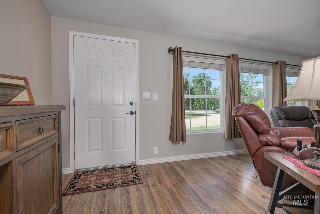 Photo of 10716 N River Road, Payette, ID 83661 (MLS # 98987369)