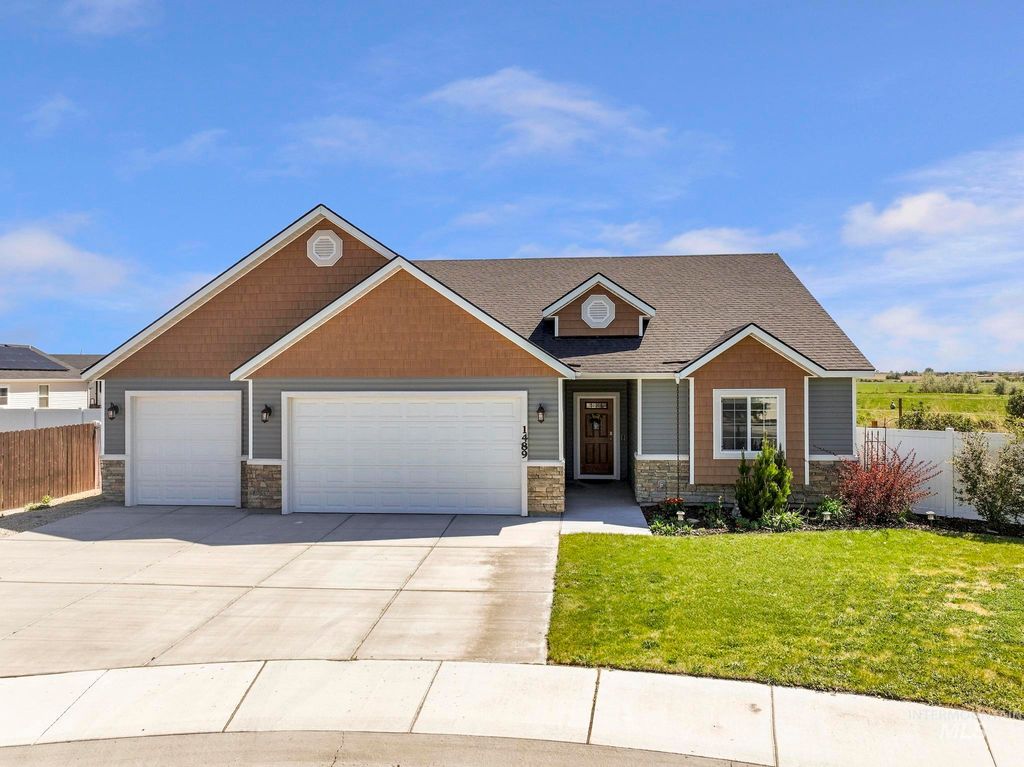 Photo of 1489 Summer Springs, Buhl, ID 83301 (MLS # 98986540)