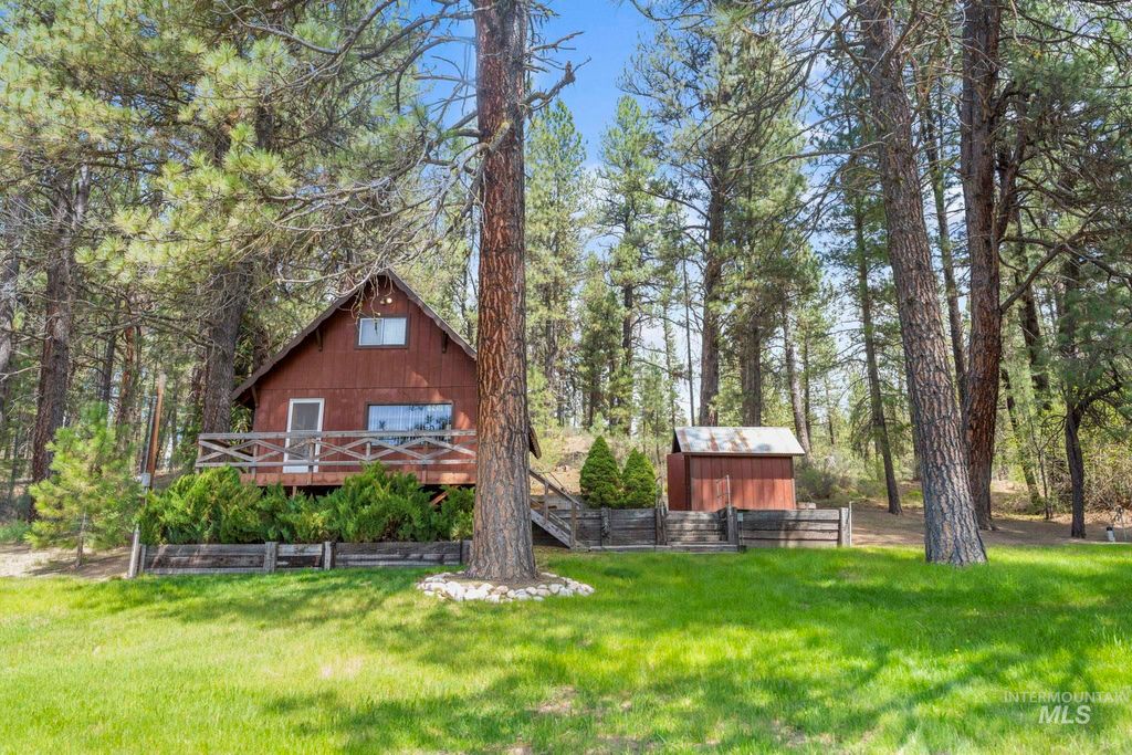Photo of 440 Centerville Rd, Idaho City, ID 83631 (MLS # 98967260)