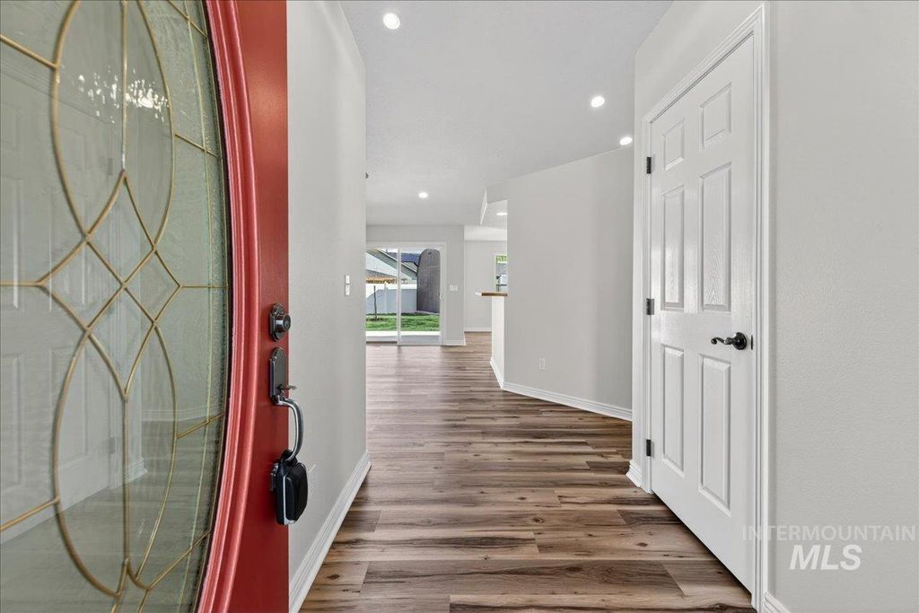 Photo of 80 S Blue Bonnet Way, Nampa, ID 83687 (MLS # 98982668)