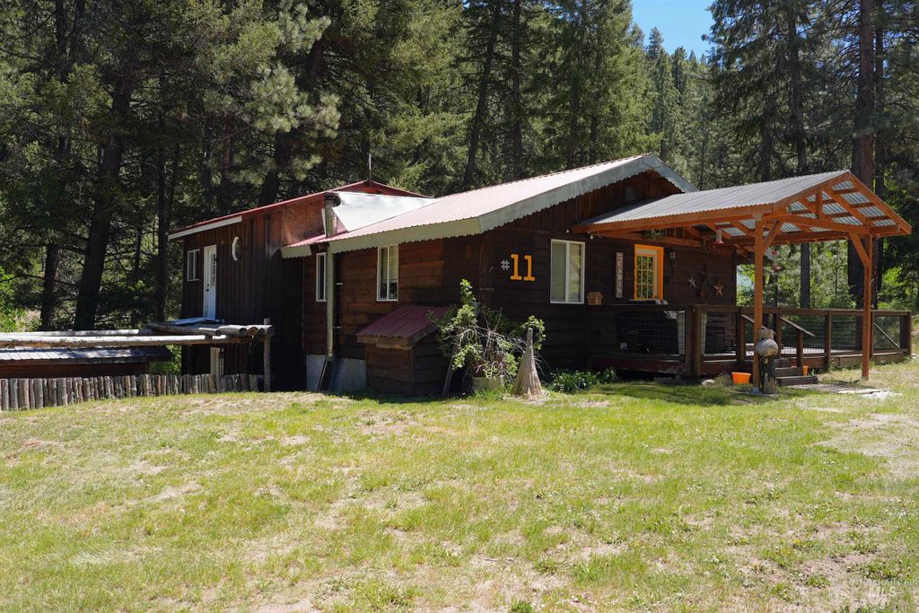 Photo of 11 Valley View Way, Lowman, ID 83637 (MLS # 98987547)