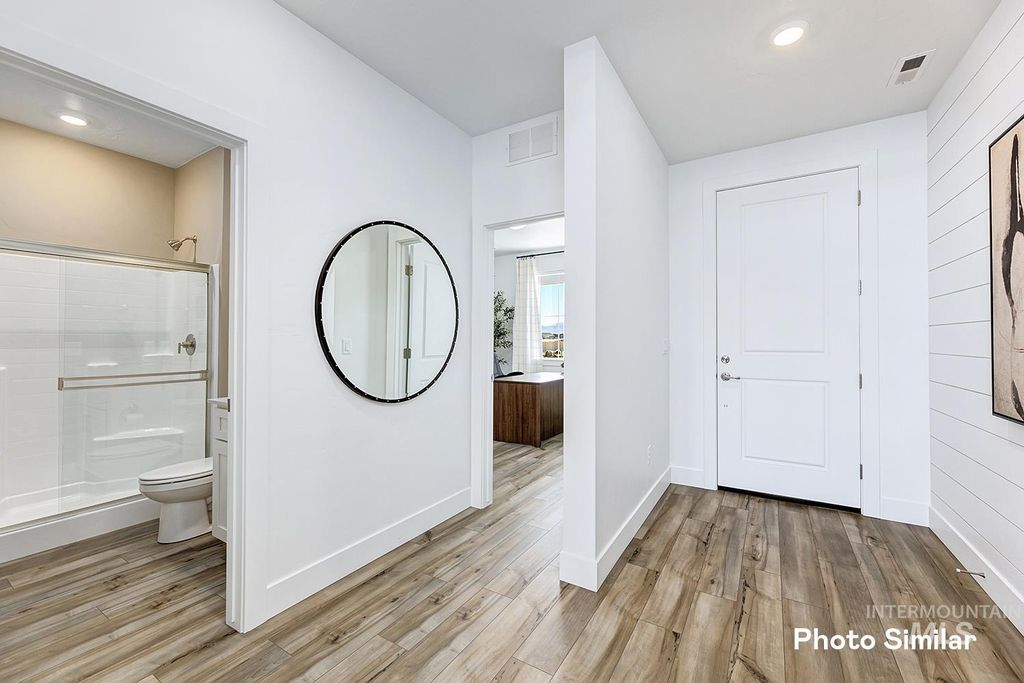 Photo of 5084 N Bartok Ave, Meridian, ID 83646 (MLS # 98969347)