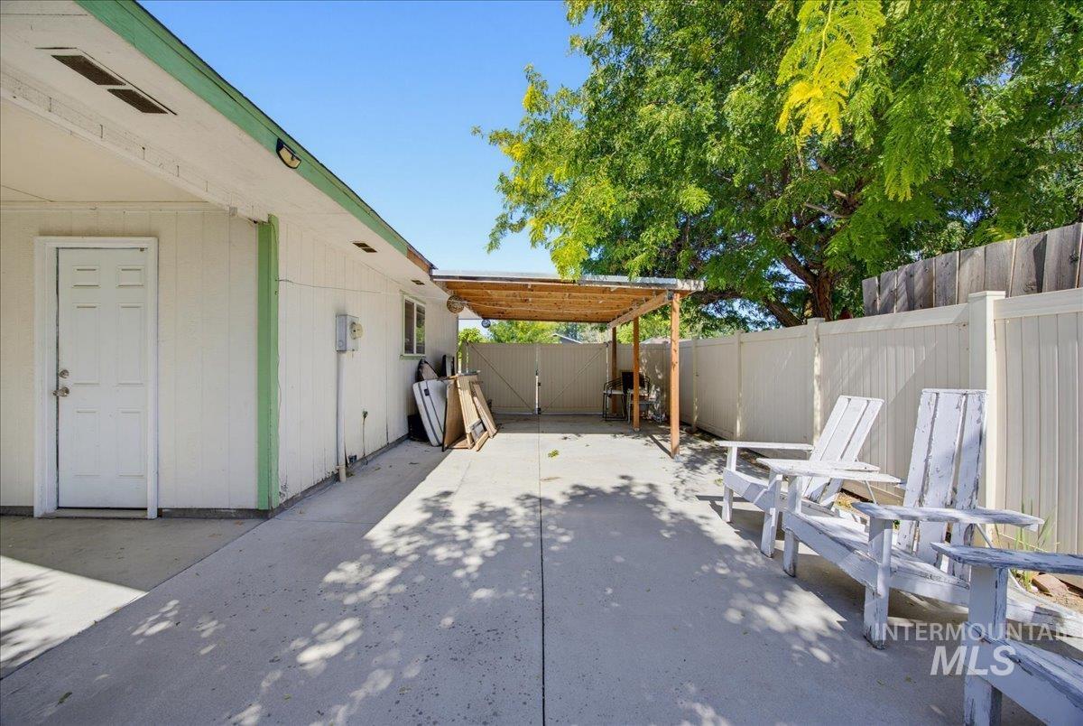 2415 E Colorado Ave