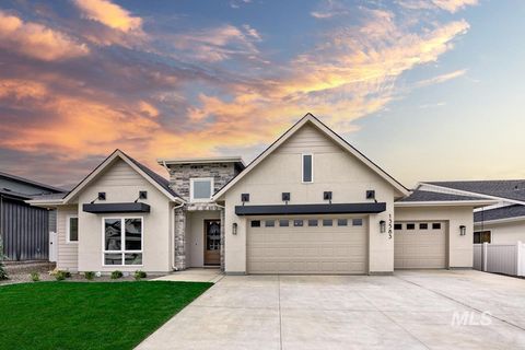 Photo of 13583 N Ruffed Grouse Way, Boise, ID 83714 (MLS # 98962597)