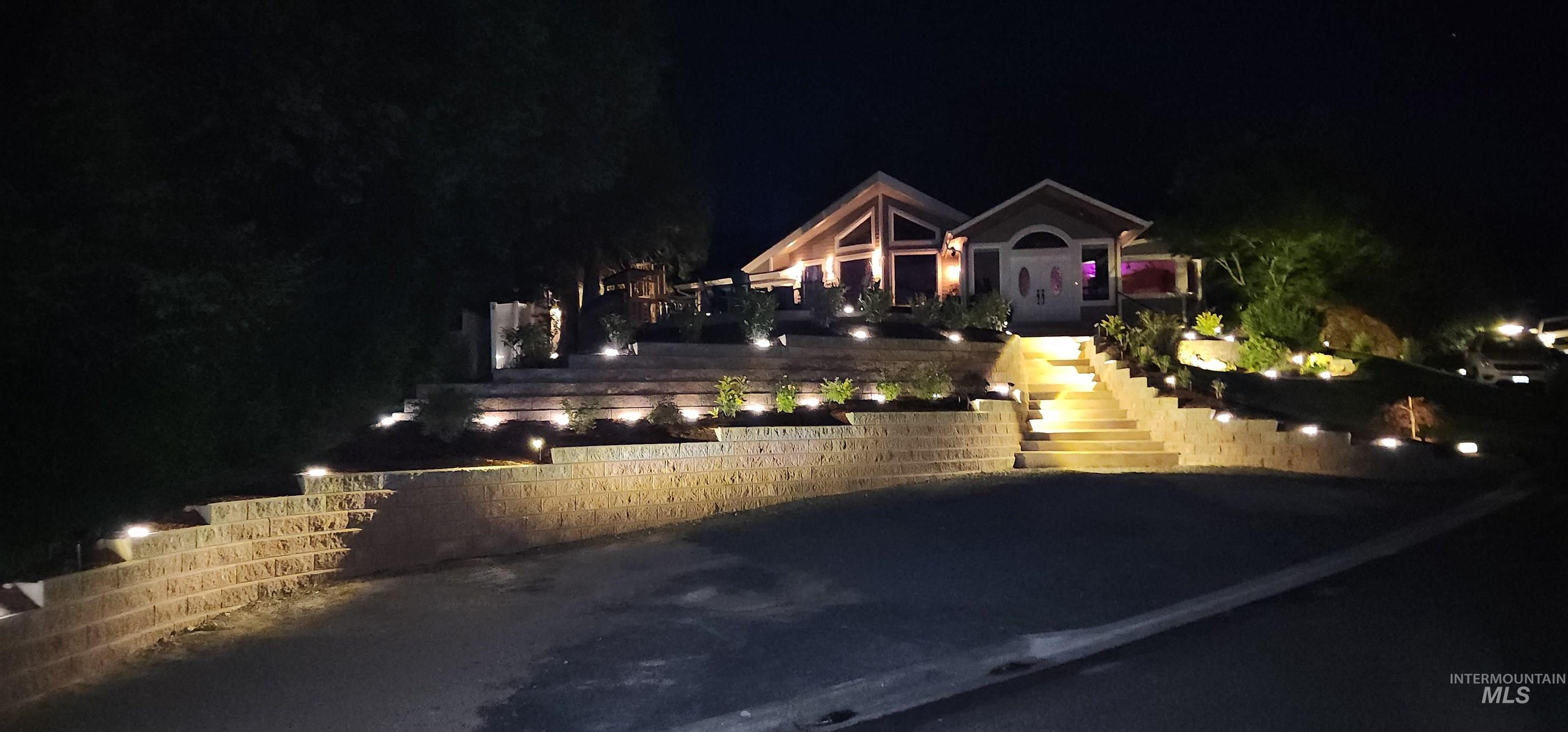 2953 Riverview Terrace