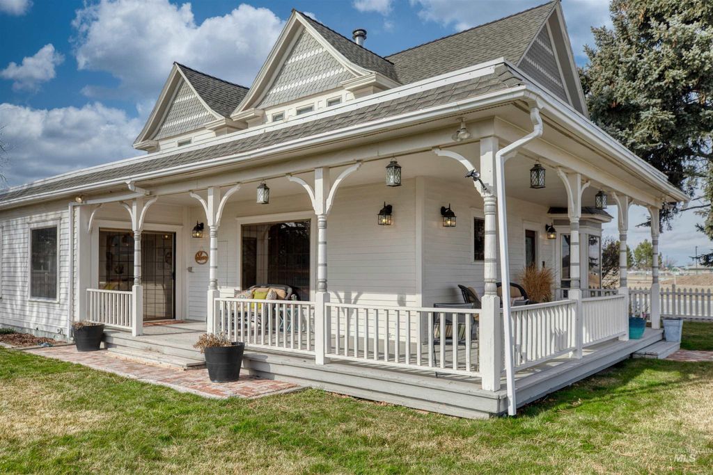 Photo of 12845 Ropers St, Nampa, ID 83651 (MLS # 98976219)