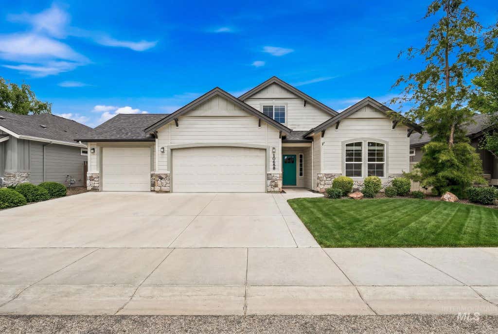 Photo of 10668 W Goldenrod Ave, Boise, ID 83713 (MLS # 98990920)