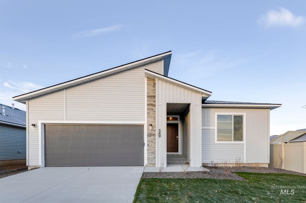 Photo of 2438 W Fallon Lp, Nampa, ID 83651 (MLS # 98971477)