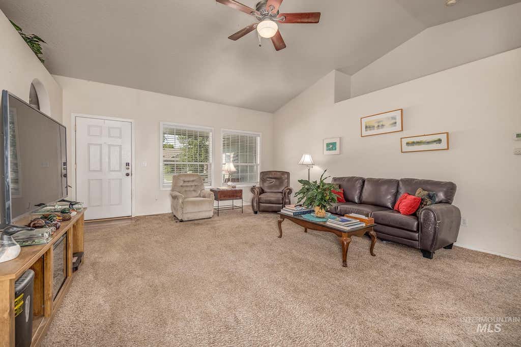 Photo of 1006 Mallard St, Fruitland, ID 83619 (MLS # 98998795)